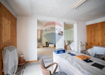 Magazzino - Casa indipendente Via Risorgimento
 
52, Santa Maria Nuova - foto 17