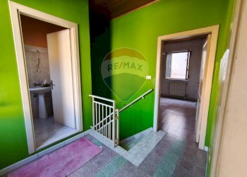 Hall / corridoio - Casa semi indipendente via vittorio emanuele
 
41, Roggiano Gravina - foto 6