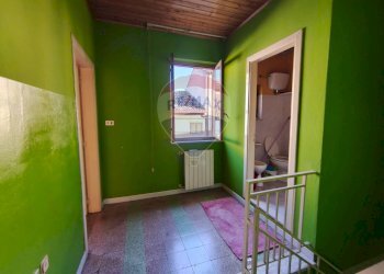 Stanza vuota - Casa semi indipendente via vittorio emanuele
 
41, Roggiano Gravina - foto 28