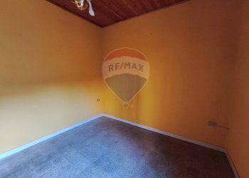 Stanza vuota - Casa semi indipendente via vittorio emanuele
 
41, Roggiano Gravina - foto 40