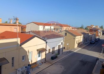Edificio all\'aperto - Casa indipendente Via Inverse
 
43/44/45, Castelluccio dei Sauri - foto 1