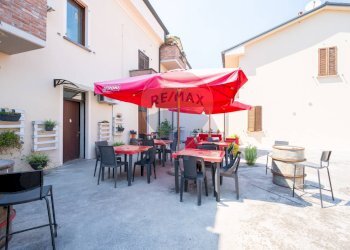Terrazza - Bar Tavola Calda - Fredda Viale Della Repubblica
90, Casalmaggiore - foto 20