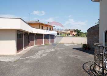 Casa all\'aperto - Bar Tavola Calda - Fredda Viale Della Repubblica
90, Casalmaggiore - foto 37