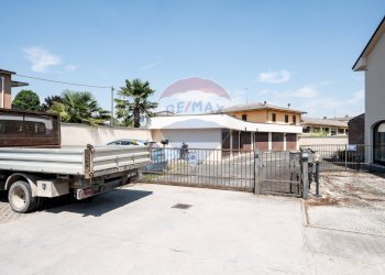Terrazza - Bar Tavola Calda - Fredda Viale Della Repubblica
90, Casalmaggiore - foto 38