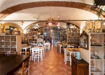 Cantina - Azienda agricola VIA PALAZZO
35, Viadana - foto 16