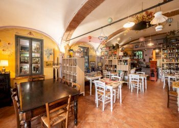 Sala da pranzo - Azienda agricola VIA PALAZZO
35, Viadana - foto 17