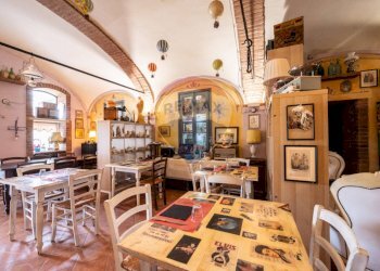 Sala da pranzo - Azienda agricola VIA PALAZZO
35, Viadana - foto 21