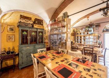 Sala da pranzo - Azienda agricola VIA PALAZZO
35, Viadana - foto 23