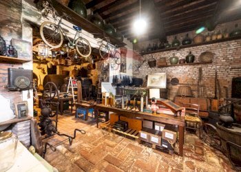 Dispensa di stoccaggio - Azienda agricola VIA PALAZZO
35, Viadana - foto 34