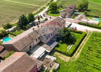Casa all\'aperto - Azienda agricola VIA PALAZZO
35, Viadana - foto 70