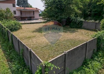 Giardino - Terreno edificabile Via Tornavento
 
2, Castano Primo - foto 5