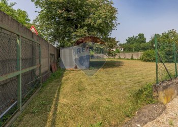 Giardino - Terreno edificabile Via Tornavento
 
2, Castano Primo - foto 8