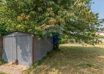 Giardino - Terreno edificabile Via Tornavento
 
2, Castano Primo - foto 13