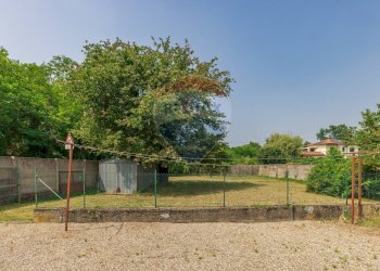 Giardino - Terreno edificabile Via Tornavento
 
2, Castano Primo - foto 15