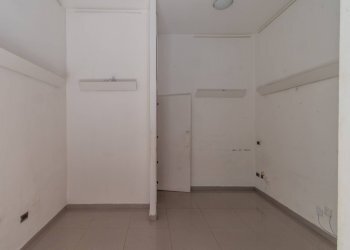 Stanza vuota - Negozio Via gioacchino Di Marzo
 
53, Palermo - foto 7