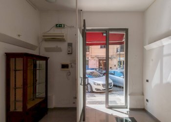 Stanza vuota - Negozio Via gioacchino Di Marzo
 
53, Palermo - foto 8