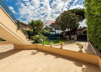 Terrazza - Villa a Schiera Via eschilo
172, Roma - foto 7