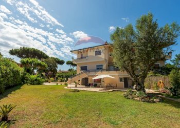 Casa all\'aperto - Villa a Schiera Via eschilo
172, Roma - foto 10