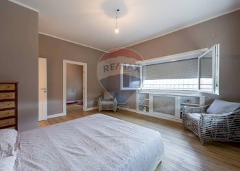 Camera / camera da letto - Villa a Schiera Via eschilo
172, Roma - foto 25
