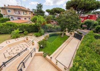 Giardino - Villa a Schiera Via eschilo
172, Roma - foto 35