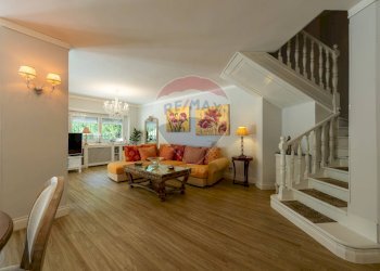 Soggiorno - Villa a Schiera Via eschilo
172, Roma - foto 37