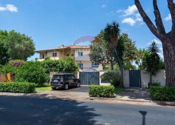 Casa all\'aperto - Villa a Schiera Via eschilo
172, Roma - foto 43