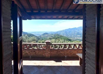 terrazza - Casa semi indipendente via Lucchesi, Camaiore - foto 8