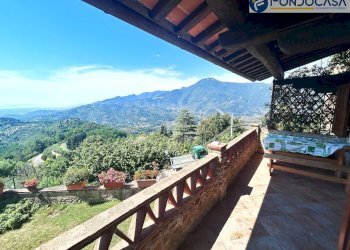 terrazza - Casa semi indipendente via Lucchesi, Camaiore - foto 11