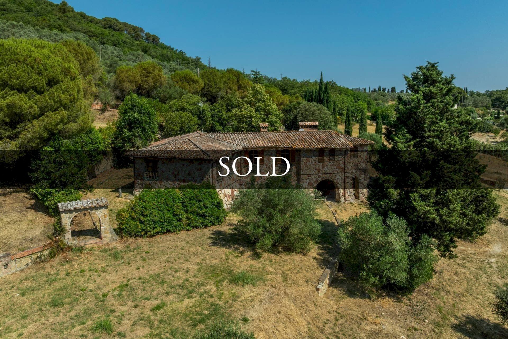 Foto 1 - Rustico Via Case Sparse
 
120, Magione - foto 1