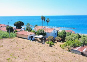 Foto 1 - Villa via Aurelia Ponente, Santo Stefano al Mare - foto 1