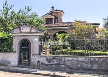 Foto 1 - Villa Via Domenico Scarlatti, Motta Sant'Anastasia - foto 1