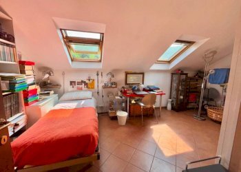 Camera da letto - Independent house via Valle Stura, Masone - photo 20