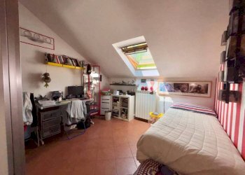 Camera da letto - Independent house via Valle Stura, Masone - photo 21