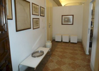 Corridoio - Trilocale via Santo Stefano, Bologna (zona Centro Storico) - foto 28