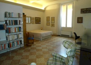 Camera da letto - Trilocale via Santo Stefano, Bologna (zona Centro Storico) - foto 30