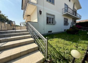 Giardino - Villa via Saluzzo, 9, Casalgrasso - foto 8