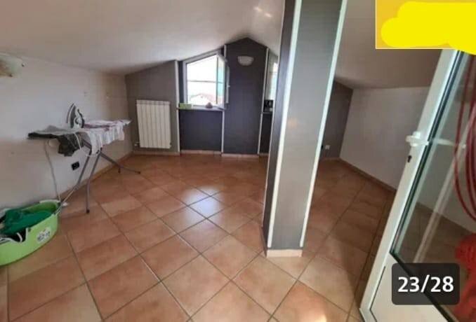 Stanza non arredata - Villa hamlet San Barnaba, Busca - photo 1