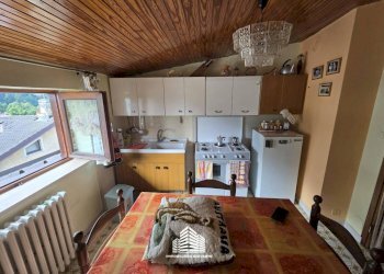 Cucina - Quadrilocale via Vittorio Veneto, 34, Frassino - foto 4