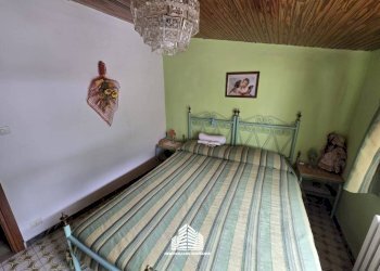 Camera da letto - Quadrilocale via Vittorio Veneto, 34, Frassino - foto 9