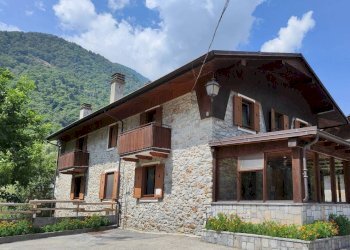 Facciata - Shop Frazione Pianche, 21, Vinadio - photo 1