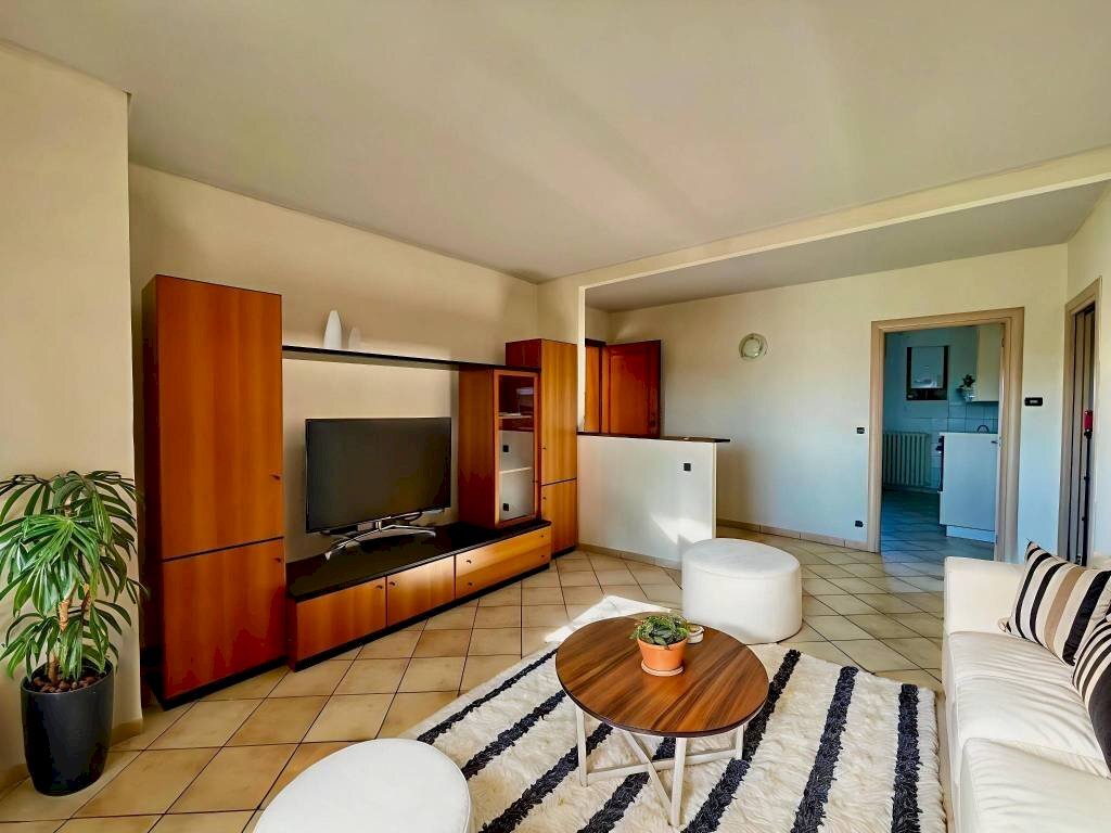 Soggiorno - Quadrilocale frazione Cerialdo, Cuneo - foto 1