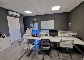 Ufficio - Capannone via Enrico Fermi, Garbagnate Milanese - foto 12