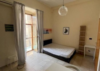 Camera da letto - Monolocale via Isonzo, 61, Bari - foto 1