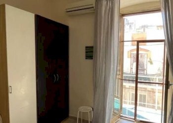 Camera da letto - Monolocale via Isonzo, 61, Bari - foto 4