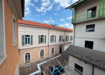 Vista - Trilocale via Alessandro Ferraris di Celle, 5, Cuneo (zona Centro) - foto 4