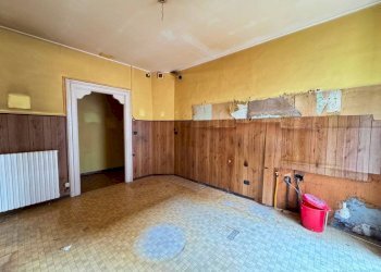 Salone - Trilocale via Alessandro Ferraris di Celle, 5, Cuneo (zona Centro) - foto 9