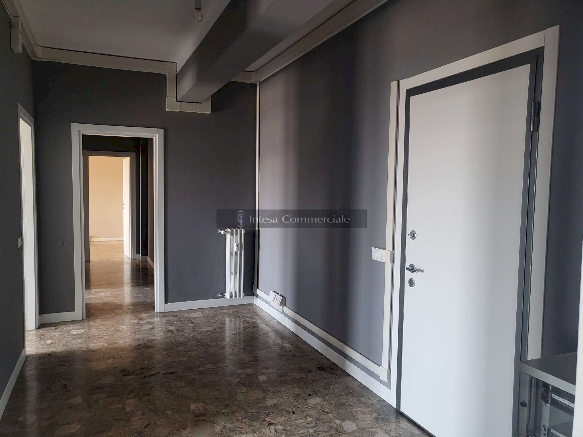 INGRESSO - Ufficio Brescia (zona Centro Storico) - foto 2