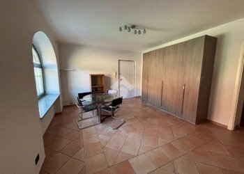 Four-room apartment Via monviso, Saluzzo - photo 3