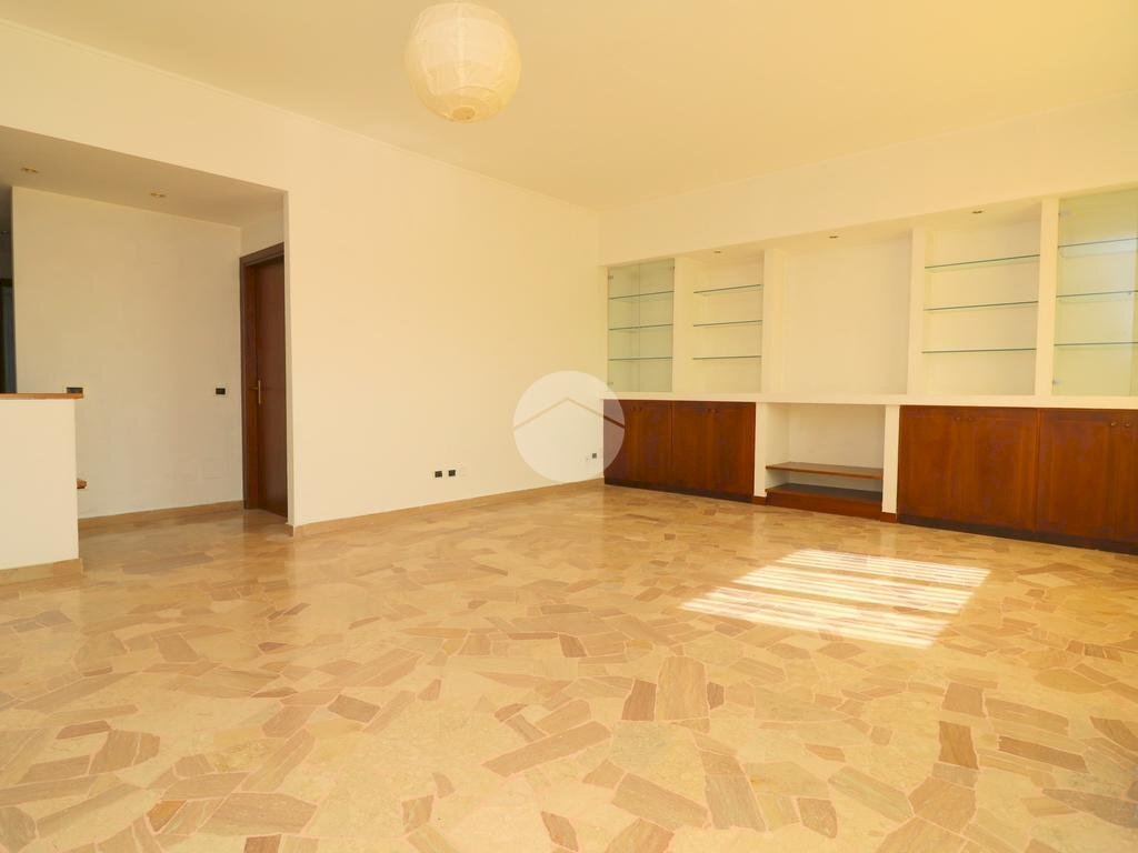 Trilocale Largo John Fitzgerald Kennedy, Rho - foto 1