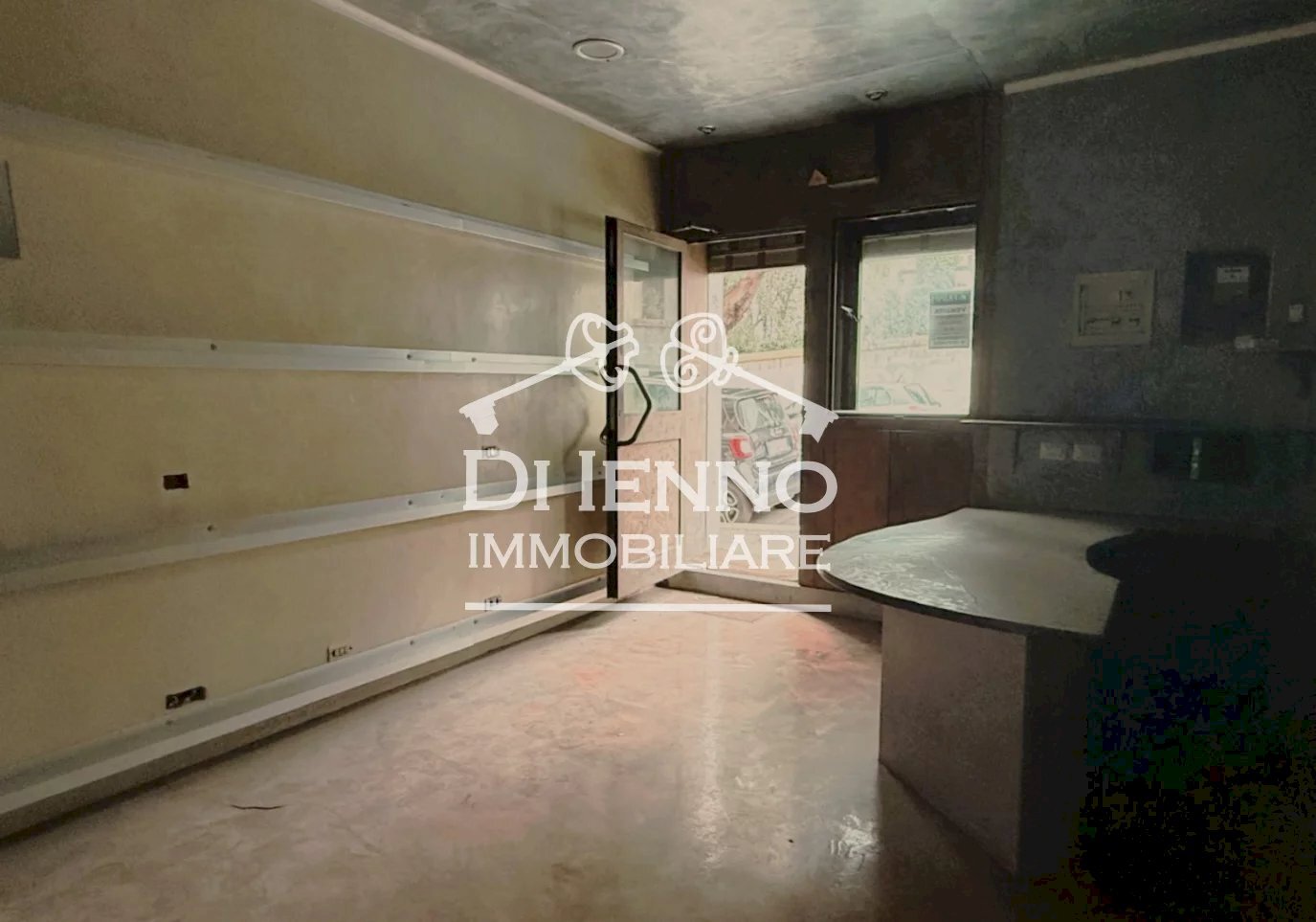 Shop Via Nicolo Piccinni, Roma - photo 2